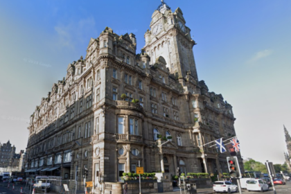 Aegon Shareholders Approve US Redomiciliation as UK Business Moves to Standard Life